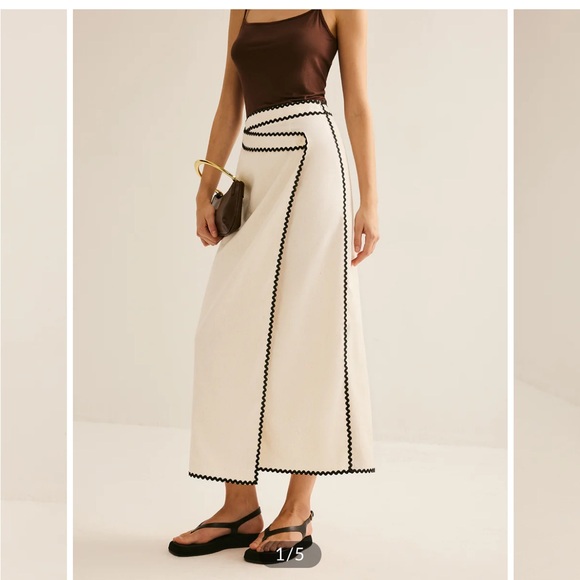 Commense Dresses & Skirts - NWT Commense cotton & linen wave trim midi wrap skirt asymmetrical tan black